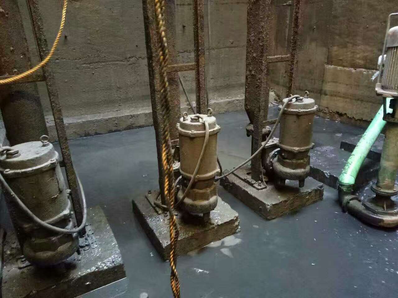 德庆污水池清理